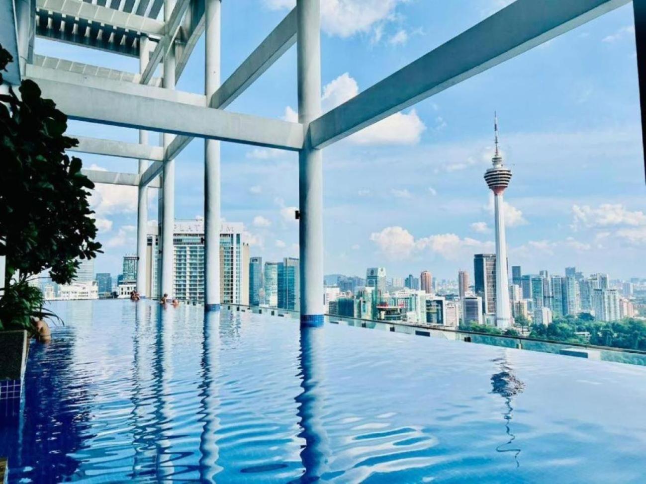 The Luxe Colony Klcc By Sky Pool Apartment Куала Лумпур Екстериор снимка