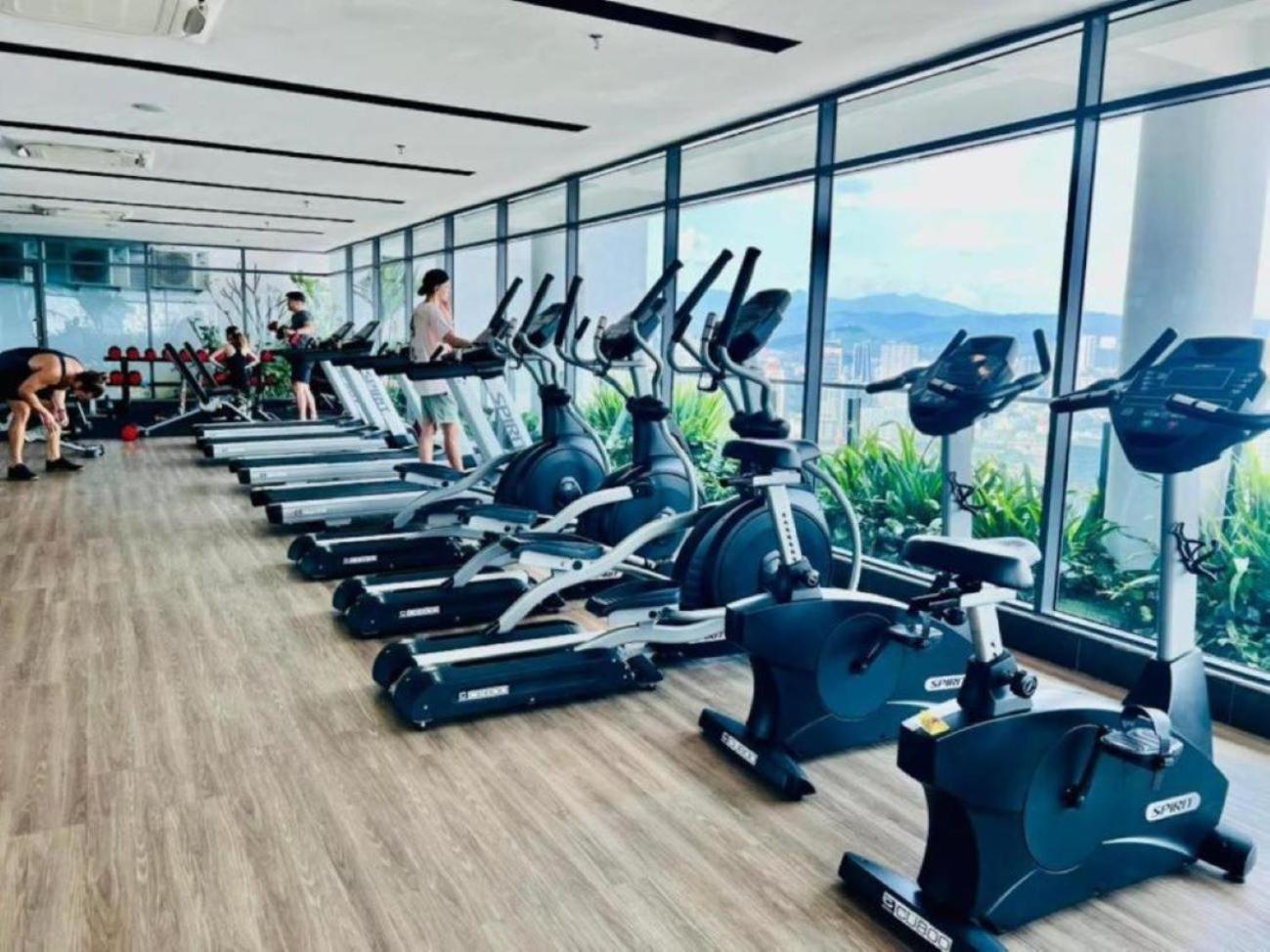 The Luxe Colony Klcc By Sky Pool Apartment Куала Лумпур Екстериор снимка
