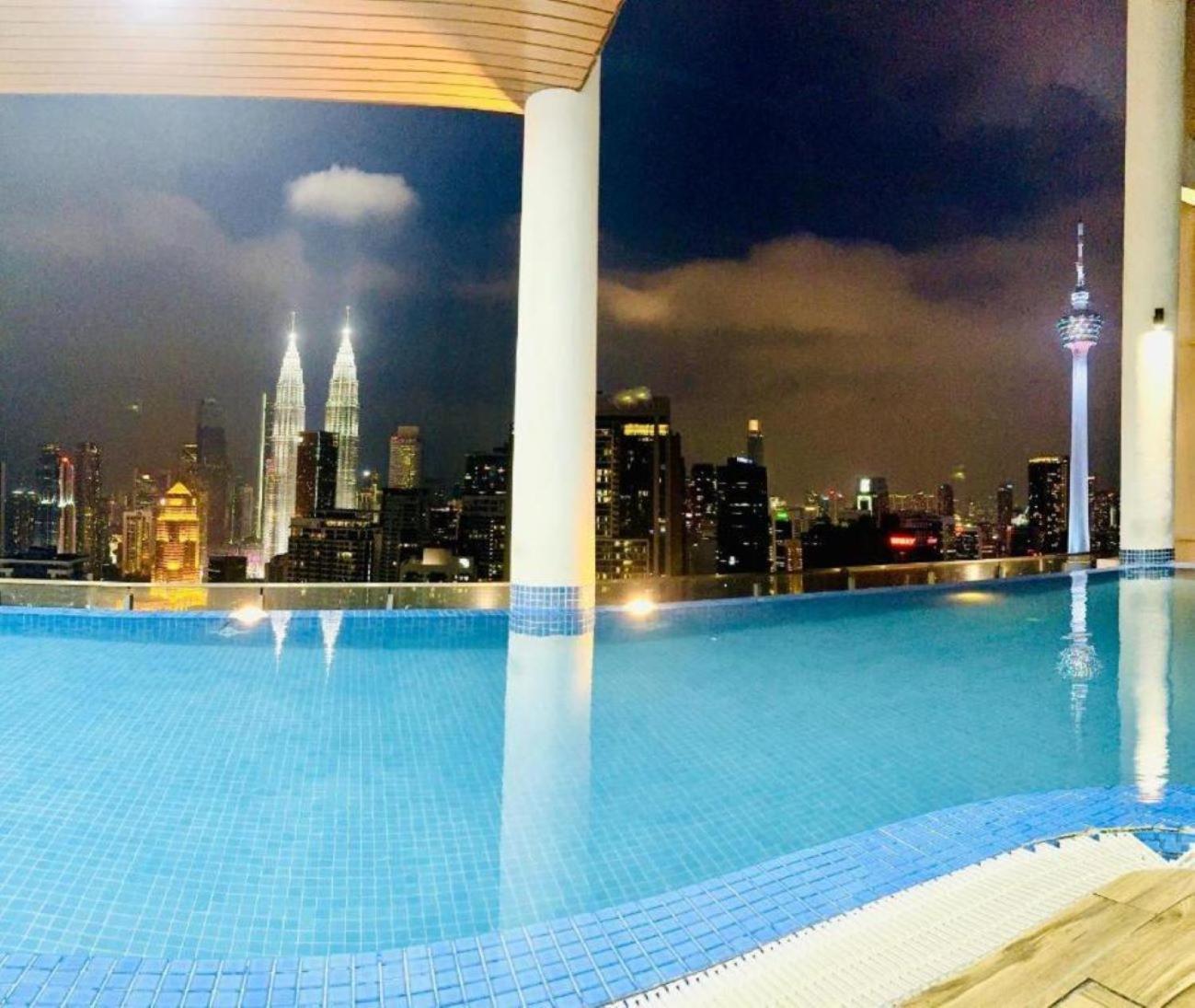 The Luxe Colony Klcc By Sky Pool Apartment Куала Лумпур Екстериор снимка